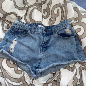 Refuge Ripped Jean shorts